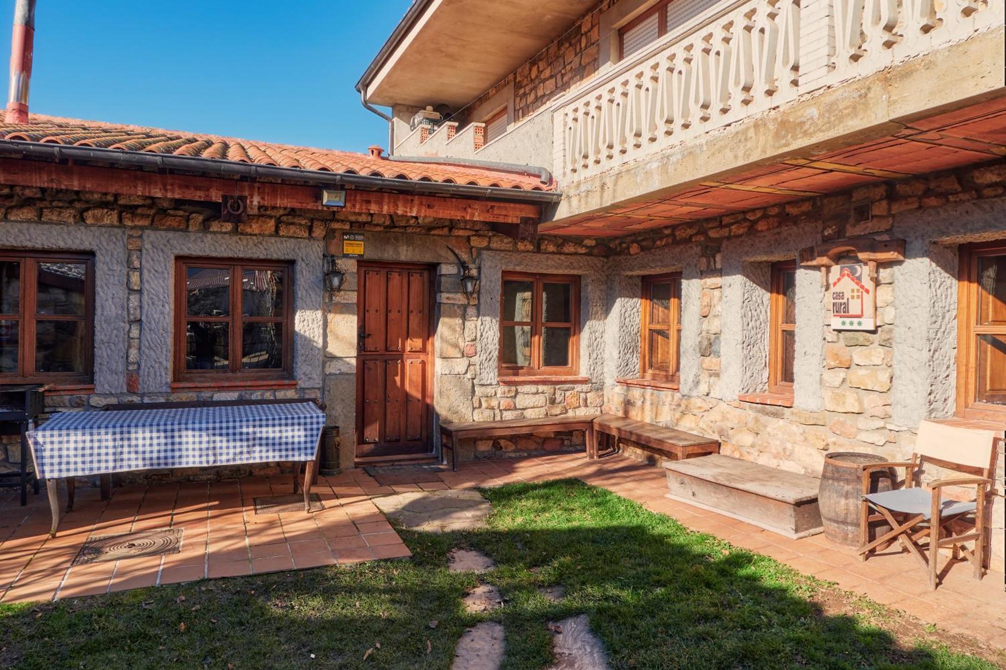 Aldaron Guest House Boca de Huergano Luaran gambar